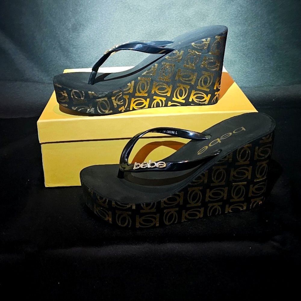 Rare Size L BeBe Logo wedge thong sandals